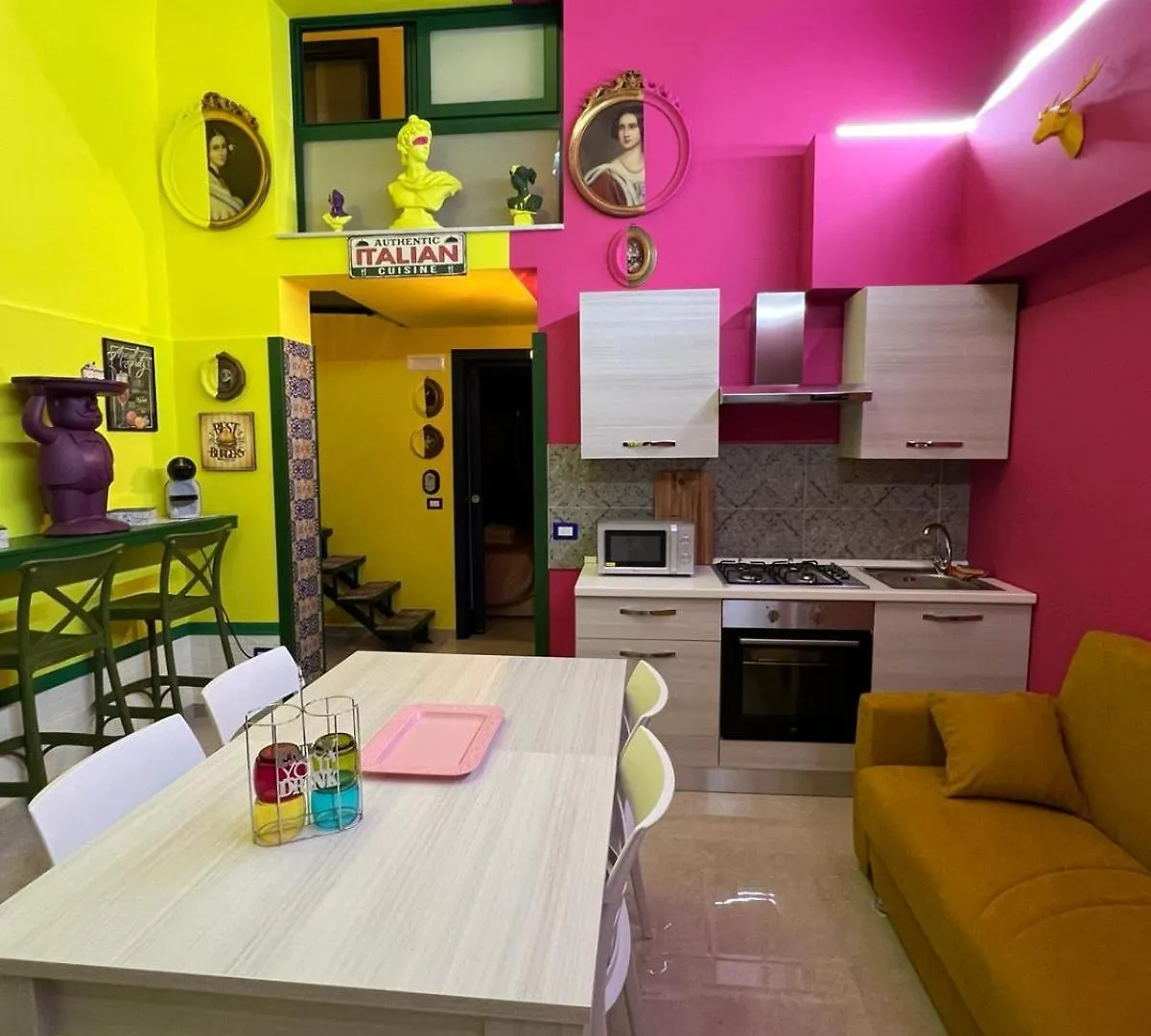 Bed and Breakfast Nobilehouse 2 Катания 0*,  Италия